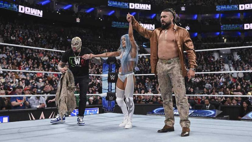 Andrade Turns Face and Aligns With Rey Mysterio & LWO on WWE SmackDown