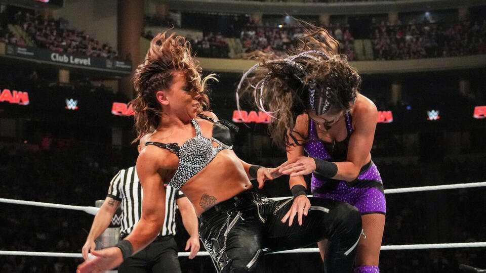 Kayden Carter Sends Message After Katana Chance Seemingly Injured on WWE Raw