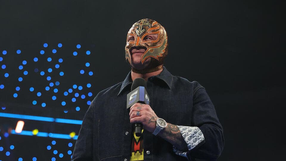Rey Mysterio Appears on WWE SmackDown, Declares His Place in the 2025 Royal Rumble