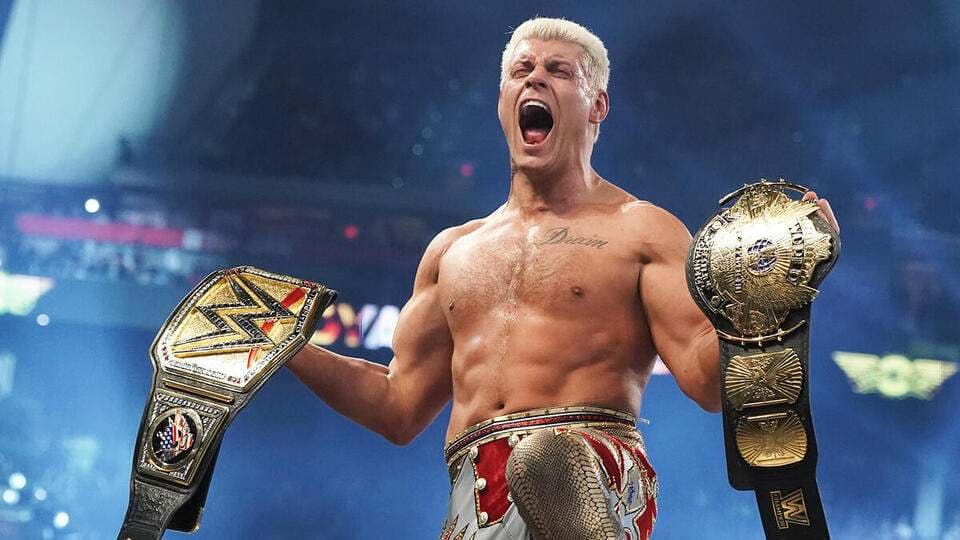 Cody Rhodes Retains Undisputed WWE Championship in Brutal Ladder Match Against Kevin Owens at Royal Rumble 2025