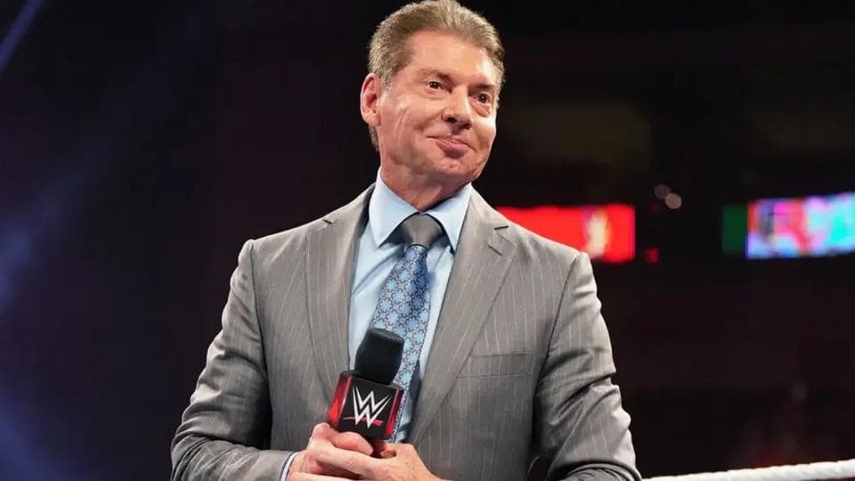 Vince McMahon Once Called an Audible to Change Winner of a Match Whilst in the Ring