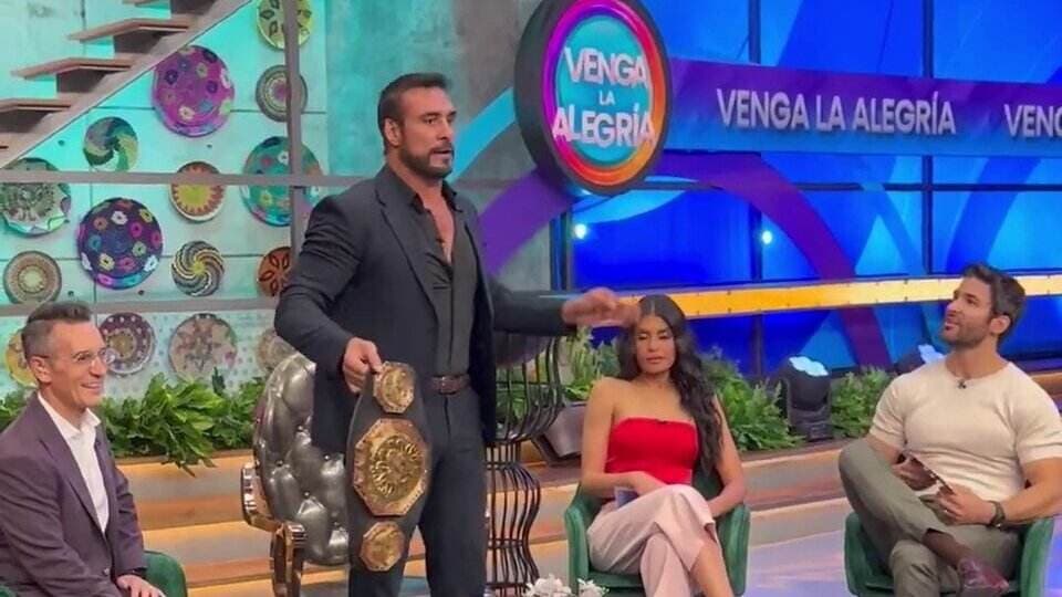 Alberto Del Río Sparks Chaos on Live TV, Attacks Staffer and Mocks Vikingo Ahead of AAA Showdown