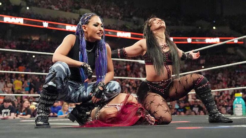 Giulia & Roxanne Perez Take Out Iyo Sky Amid Rhea Ripley’s WWE RAW Absence