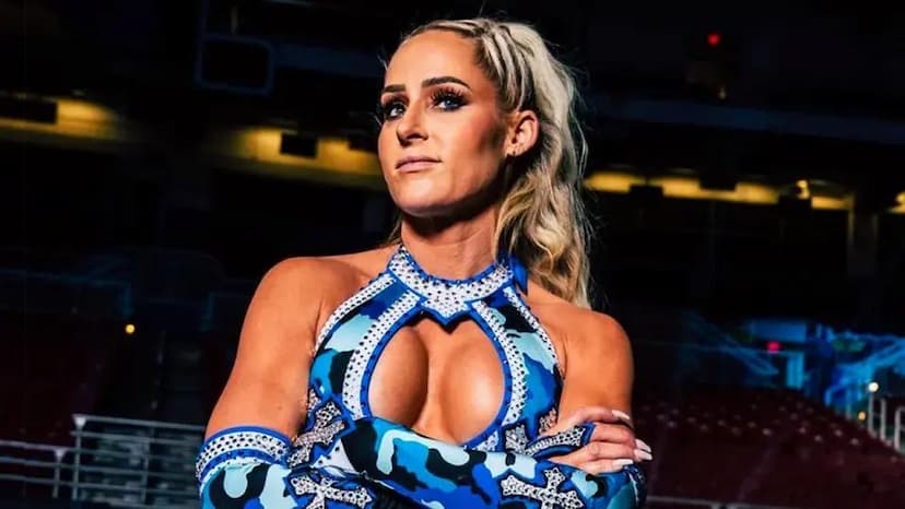 Michelle McCool Teases Major Reunion at Upcoming WWE Evolution 2 Event
