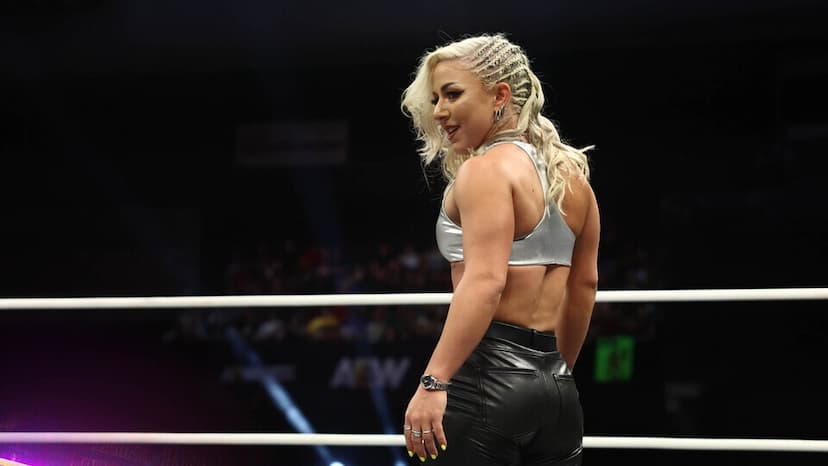 Thekla Arrives in AEW on Dynamite, Destroys Jamie Hayter in Shocking Debut
