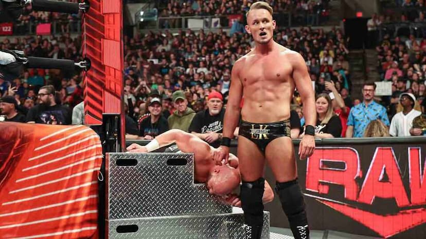 Giovanni Vinci Seemingly Kicked Out of Imperium on WWE Raw